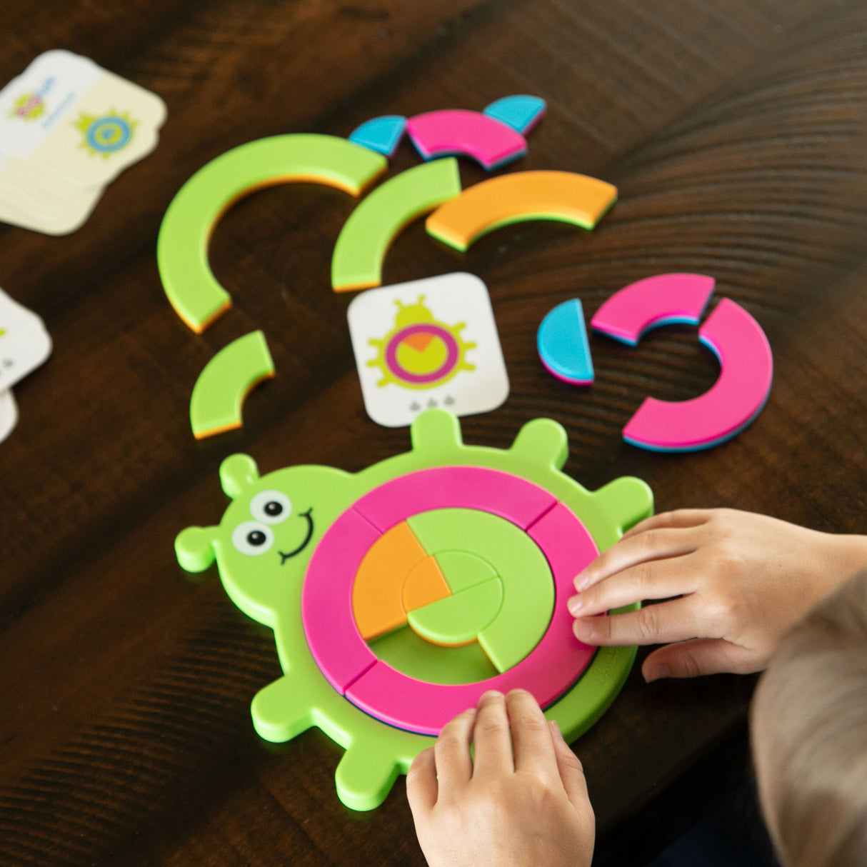 Bugzzle, Juego De Ingenio Para Pequeños FatBrain Toys