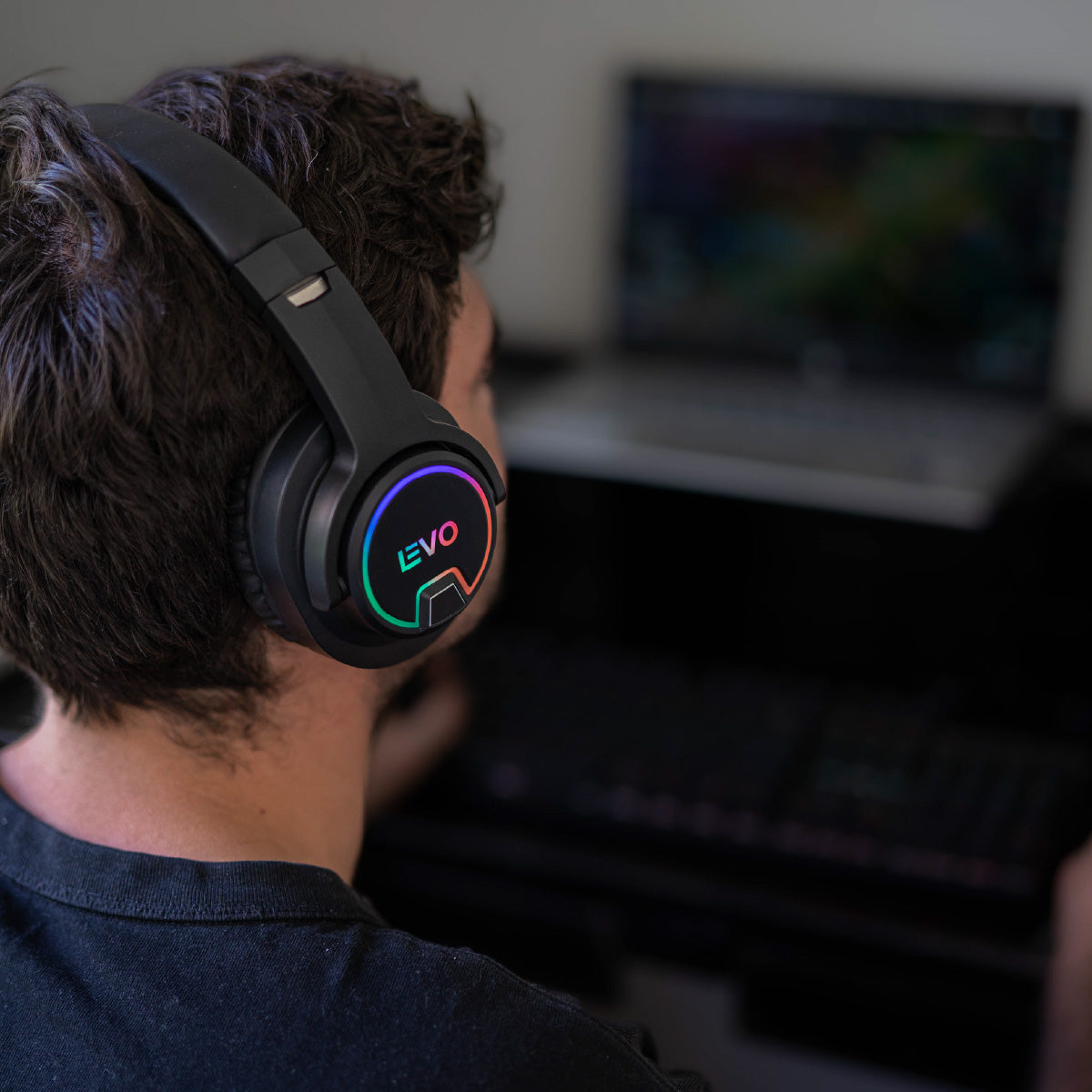 Audifono Gamer Bluetooth RGB Thunder Micrófono Levo